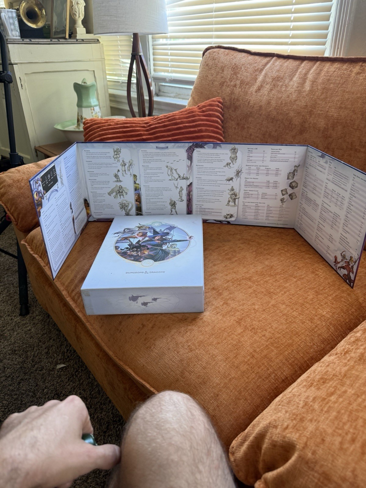 Dungeons & Dragons Gift Box Set w/ DM Screen & Multiple Hardcover Books