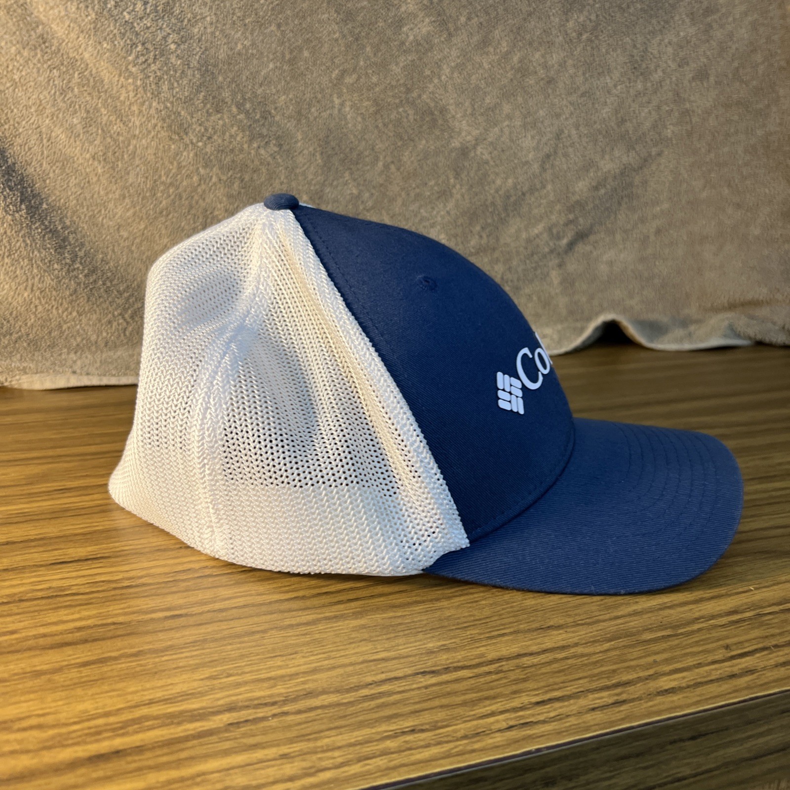 Columbia PFG Logo Mesh FlexFit Hat Bass Side Patch Size: L/XL Blue/White