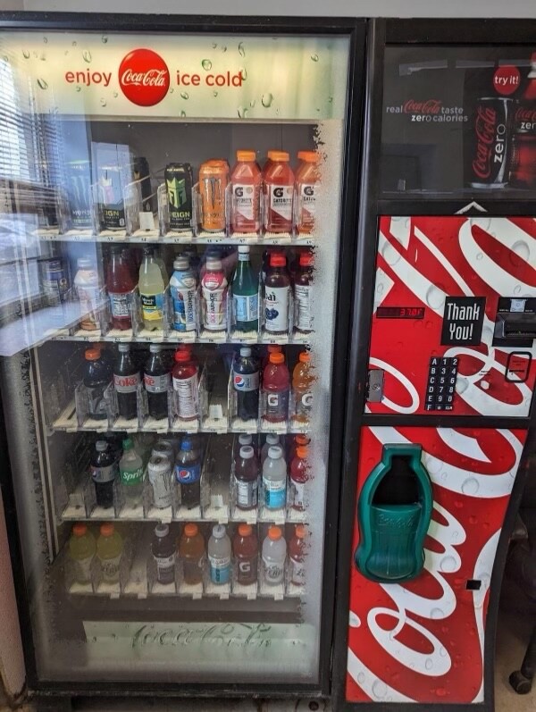 DIXIE NARCO 5000 DN5000 Elevator SODA COKE DRINK VENDING MACHINE