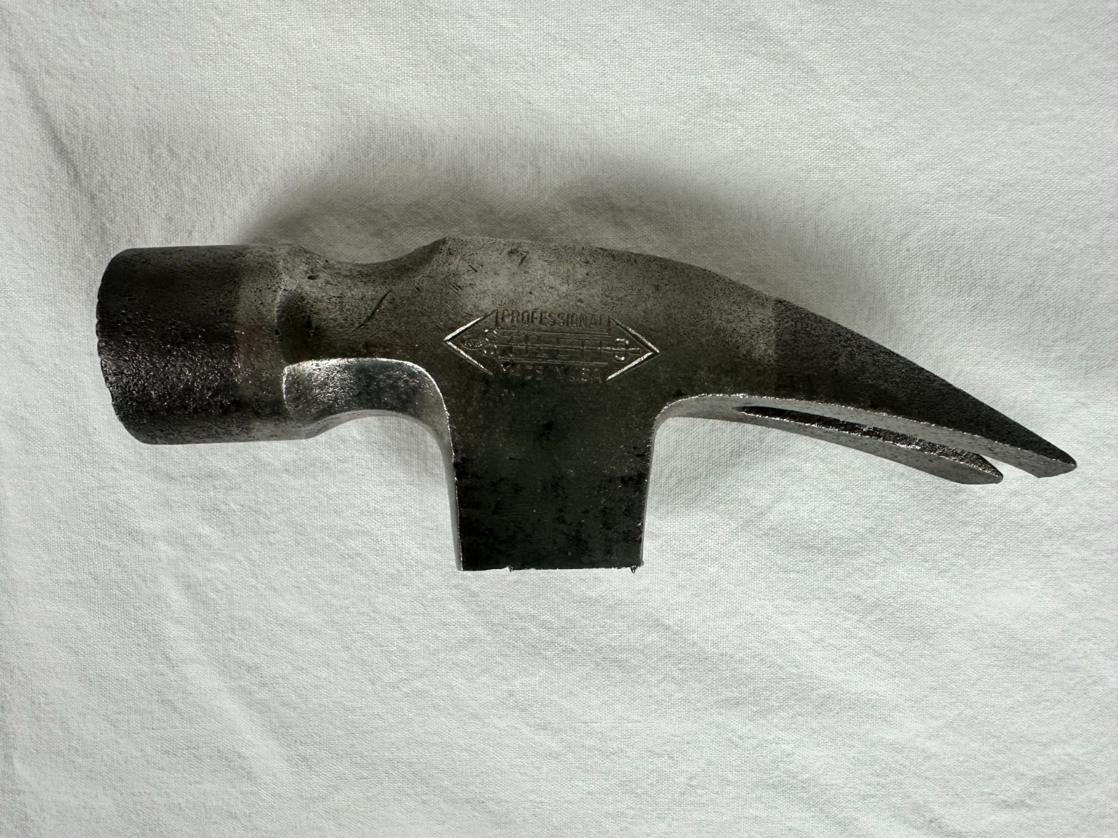 Stiletto Professional 20 OZ. Milled Face Framing Hammer Head Vintage Used