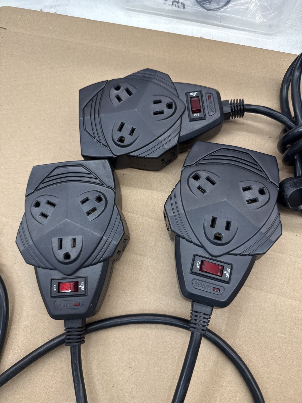 Fellowes 99091/BB26R-6B  Mighty 8-Outlet Surge Protector 6ft