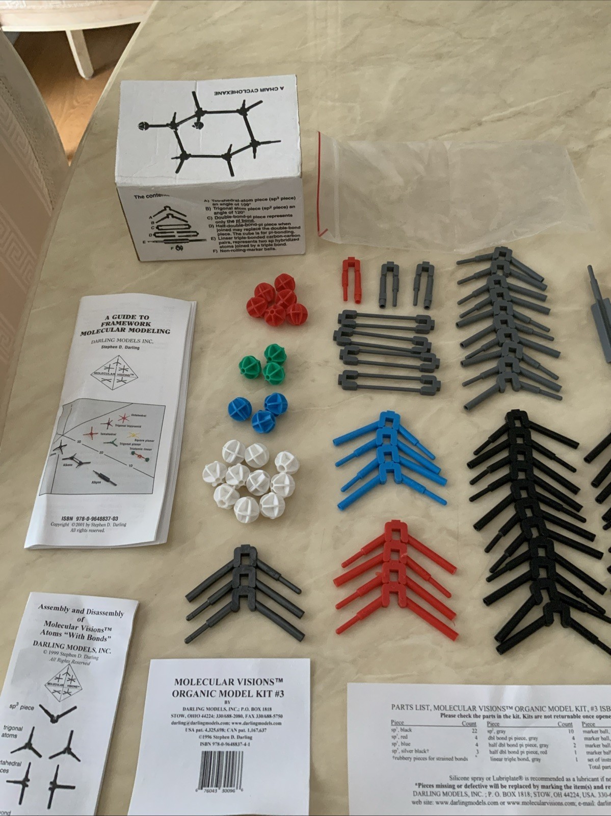 MOLECULAR VISIONS ORGANIC CHEMISTRY FLEXIBLE MODEL KIT, DARLING MODELS