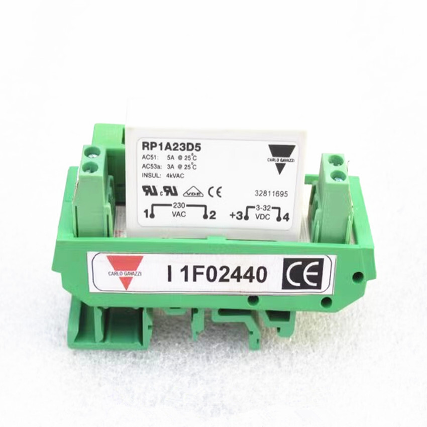 1pcs Carlo Gavazzi Solid State Relay RP1A23D5M1S82