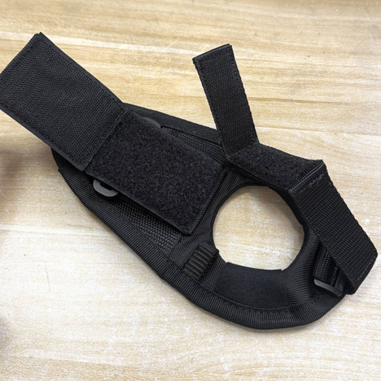 Wrist Flashlight Holder Hook-and-Loop Fastener Diving Flashlight Glove