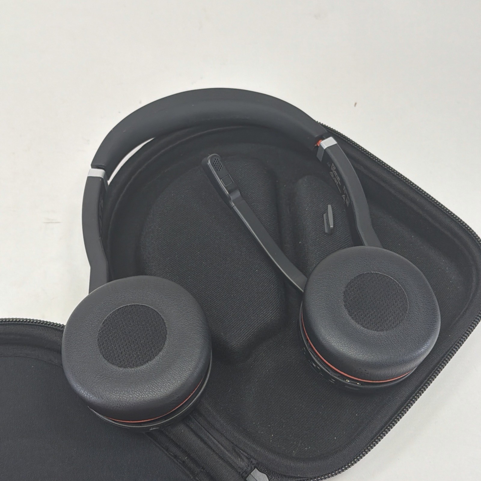 Jabra Evolve 75 Stereo Wireless Bluetooth Headset Headphones Black HSC040W