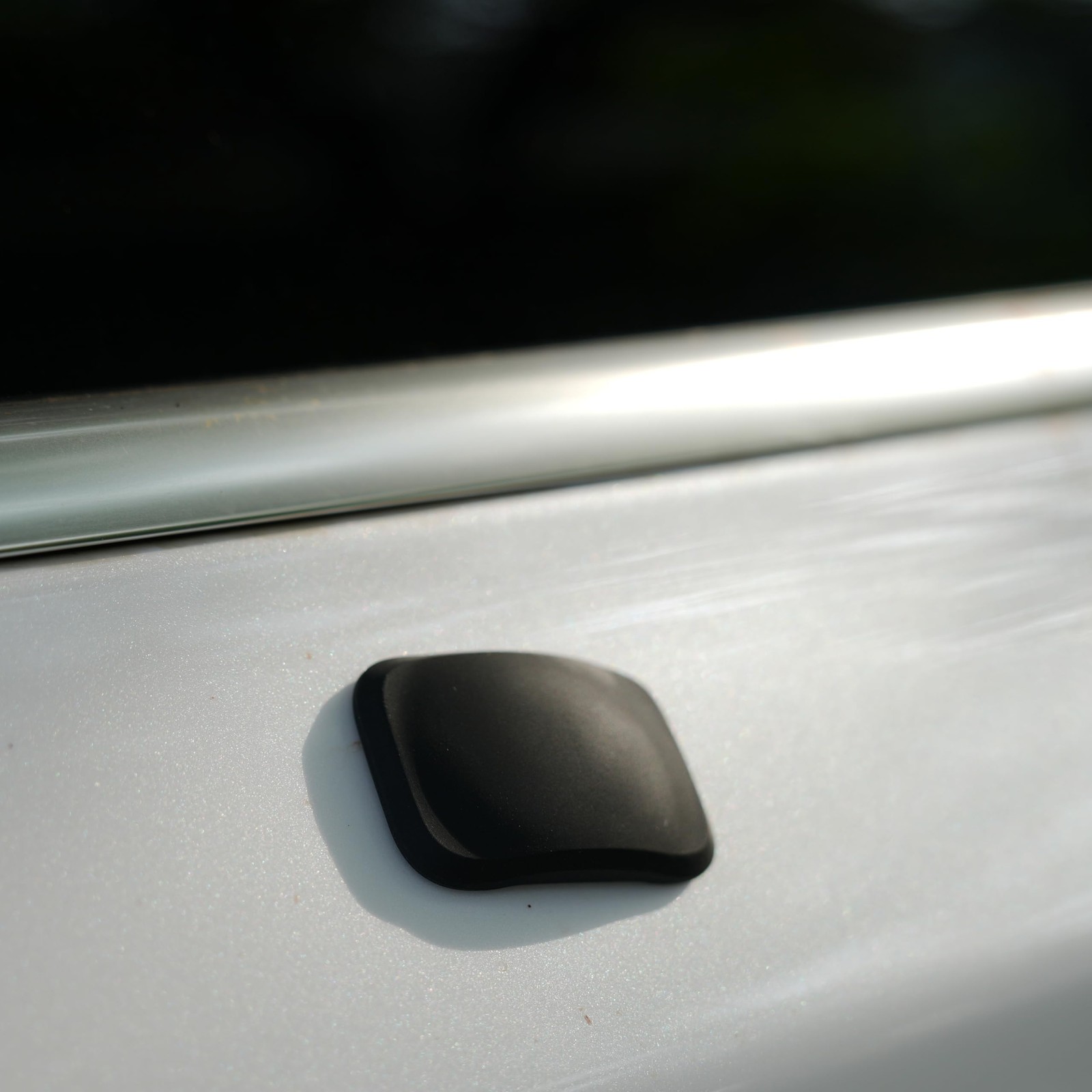 XJQX GPS Tracker for Vehicles - Hidden Car Tracking Device with No Monthly Fee,