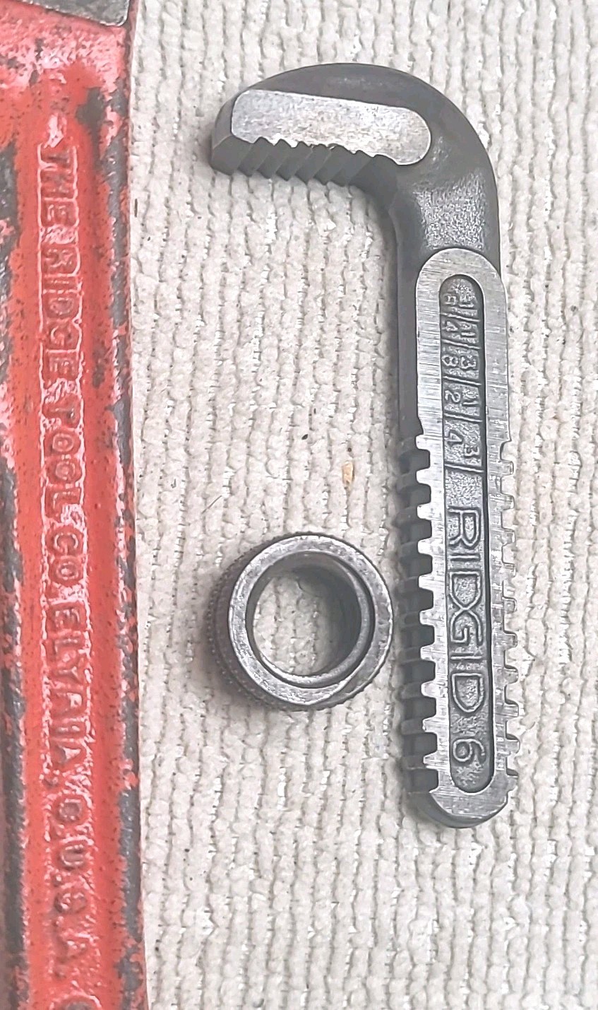 Vintage Ridgid Heavy Duty 6” Pipe Wrench Elyria Ohio USA Made Tool.