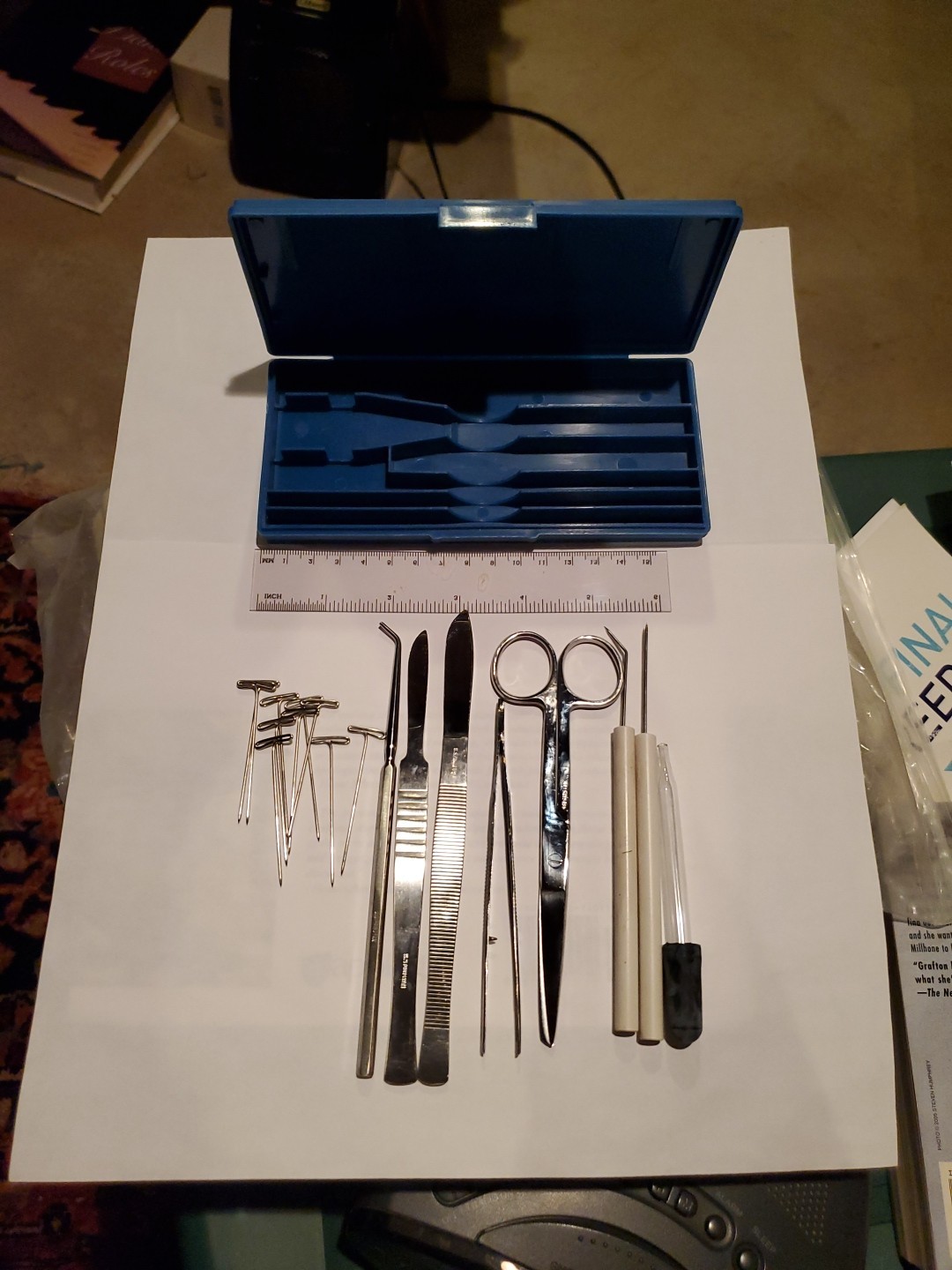 Carolina Intermediate Dissecting Set I, Molded Plastic Case