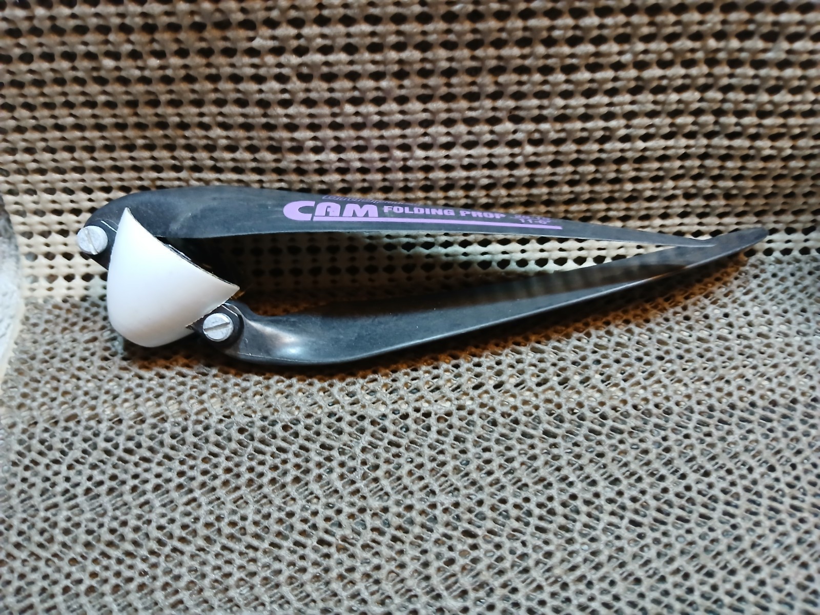 GRAUPNER*MODEL AIRPLANE ENGINE PARTS*FOLDING PROPELLERS*SP*NOS*OP*SAI