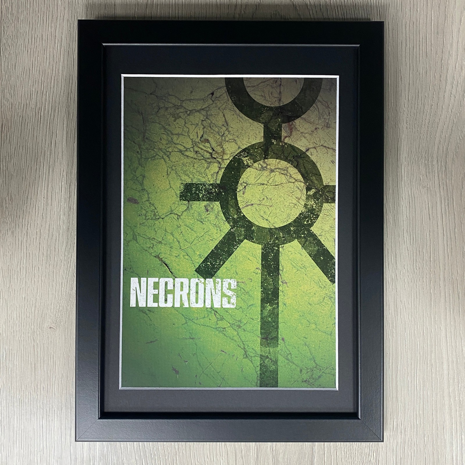 NECRONS CREST FRAMED ART. WARHAMMER 40,000, 40K