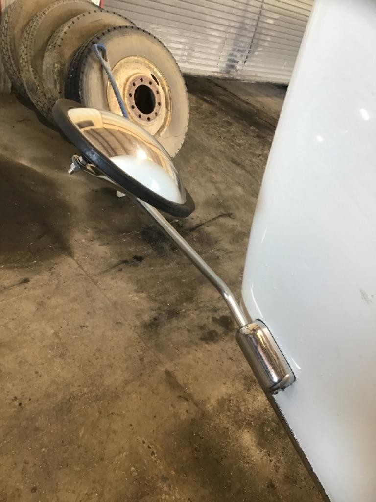 For 2013 KENWORTH T660 FENDER/HOOD MIRROR Left ,  GA