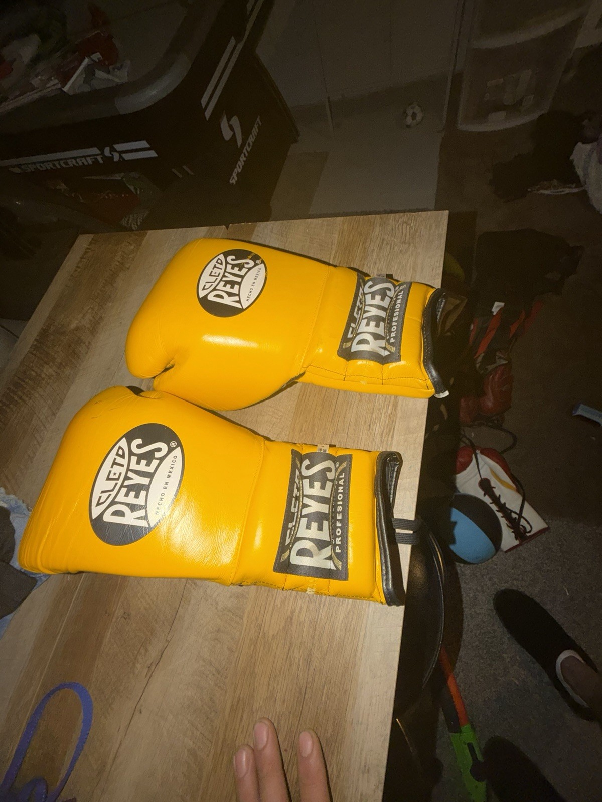 Cleto Reyes Sparring Boxing Gloves Lace-Up Yellow/Black Adult Unisex