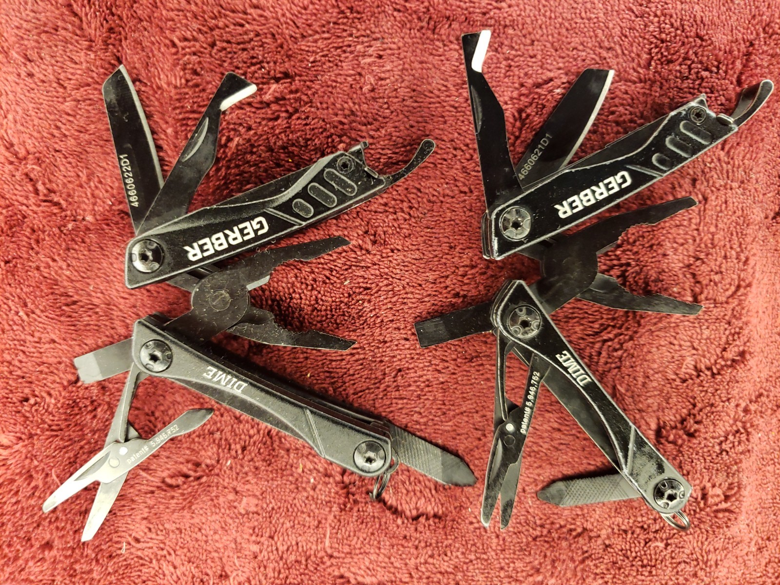 Lot of 2 Gerber Multi Tool Dime multiplier Black read