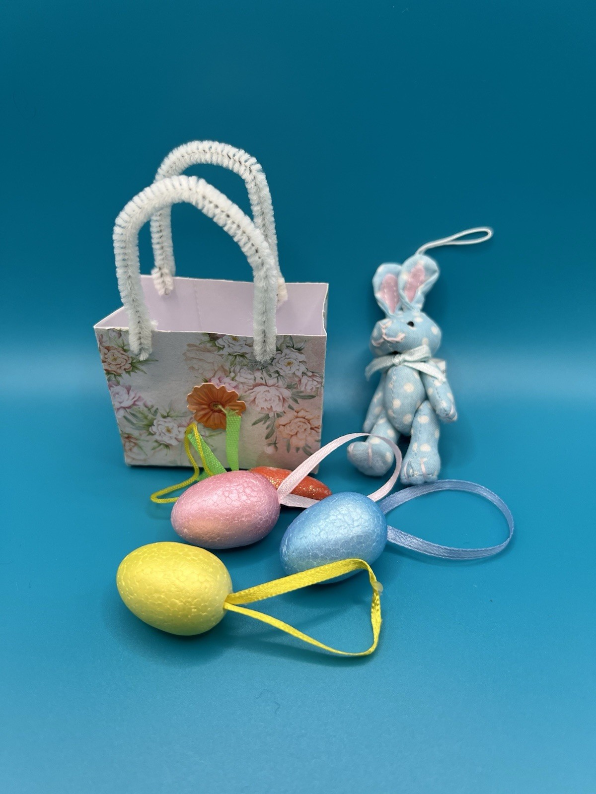 Miniature jointed Easter bunny gift set