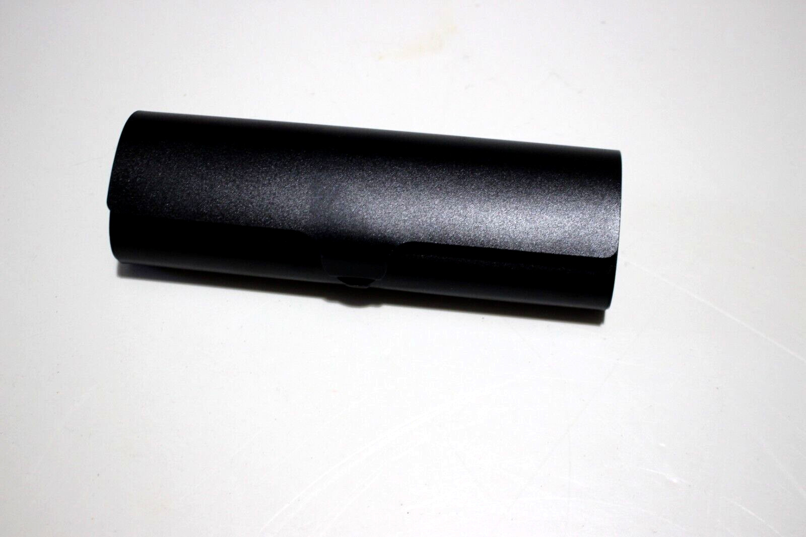 UNBRANDED METAL SLIM EYEWEAR CASE BLACK LINED WITH VELVET