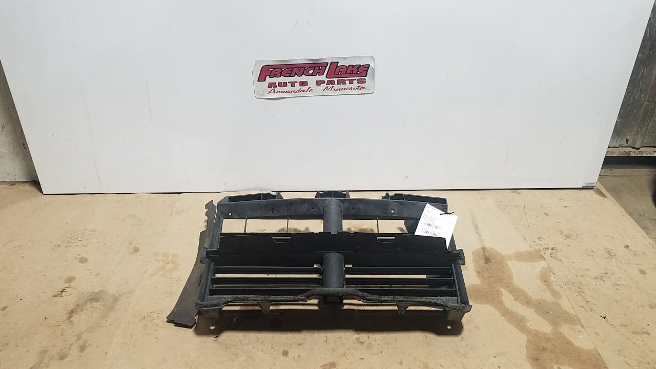 Air Shutter Assembly 3.6L AT Fits 2014 DODGE 1500 PICKUP1340699