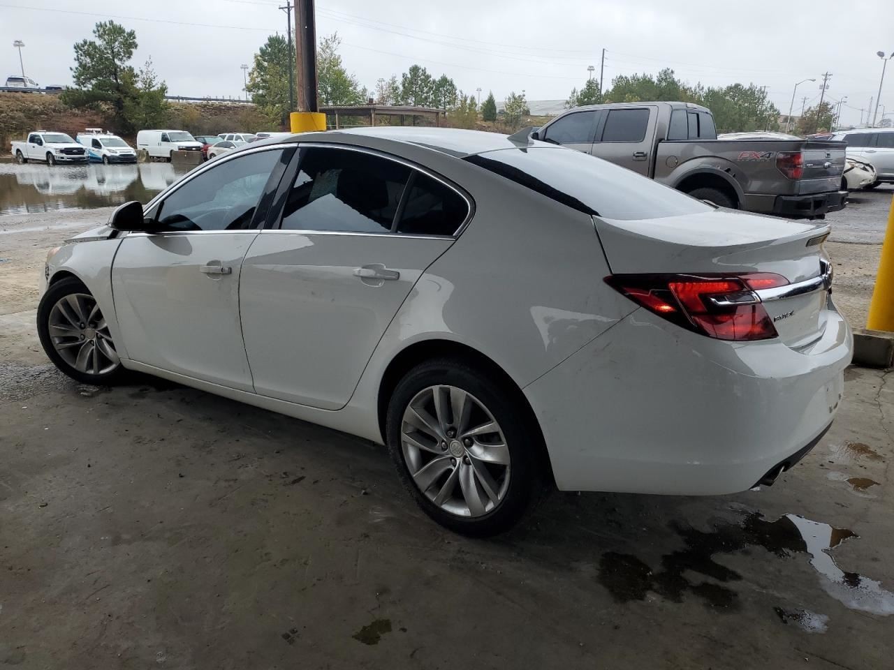 REGAL 2014 Glove Box 4885402