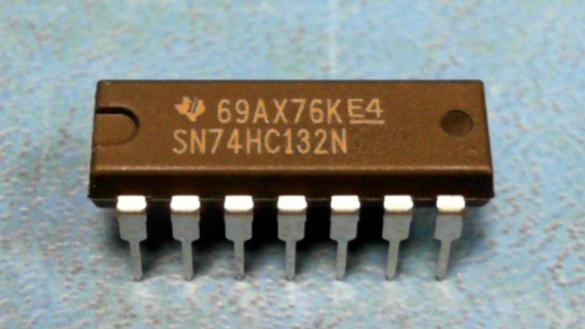 New (100pcs) SN74HC132NE4 TEXAS INSTRUMENTS IC Logic