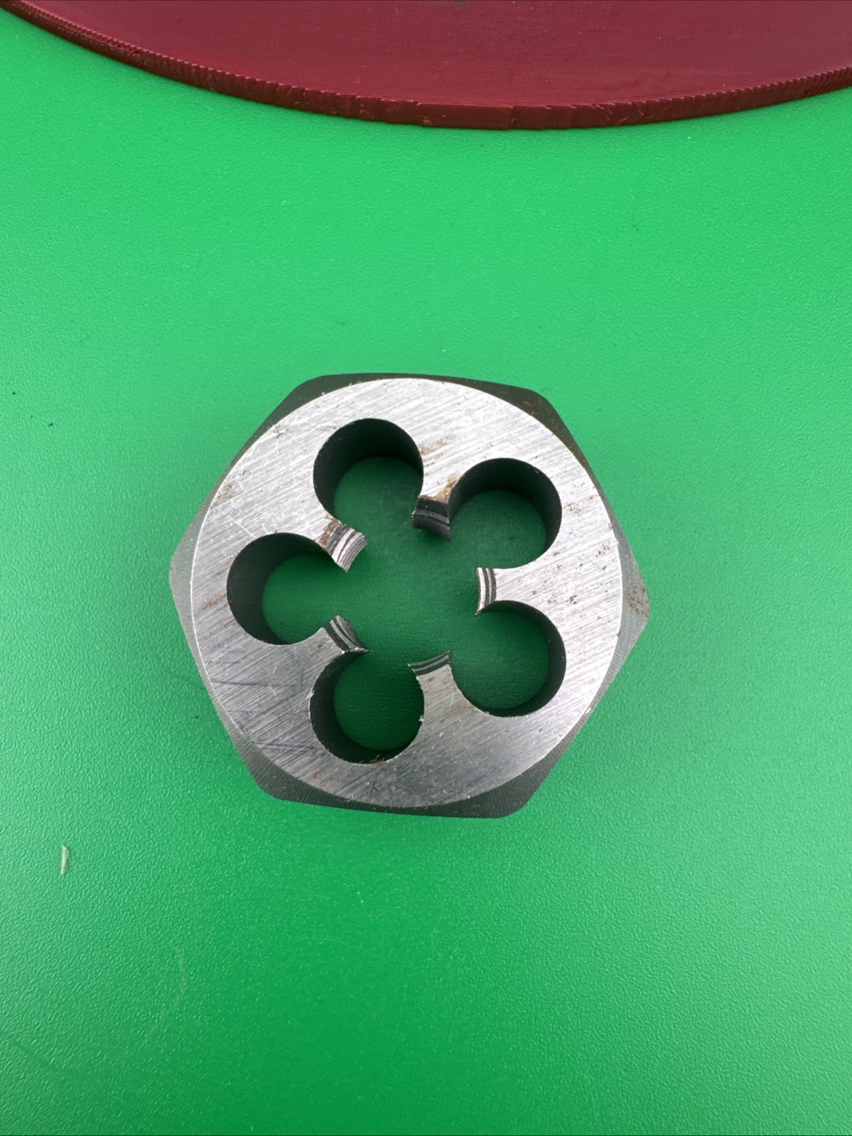 Mac Tools 6849DIA SAE Hexagonal Die 9/16"-18 NF - 1/7/16" Shank