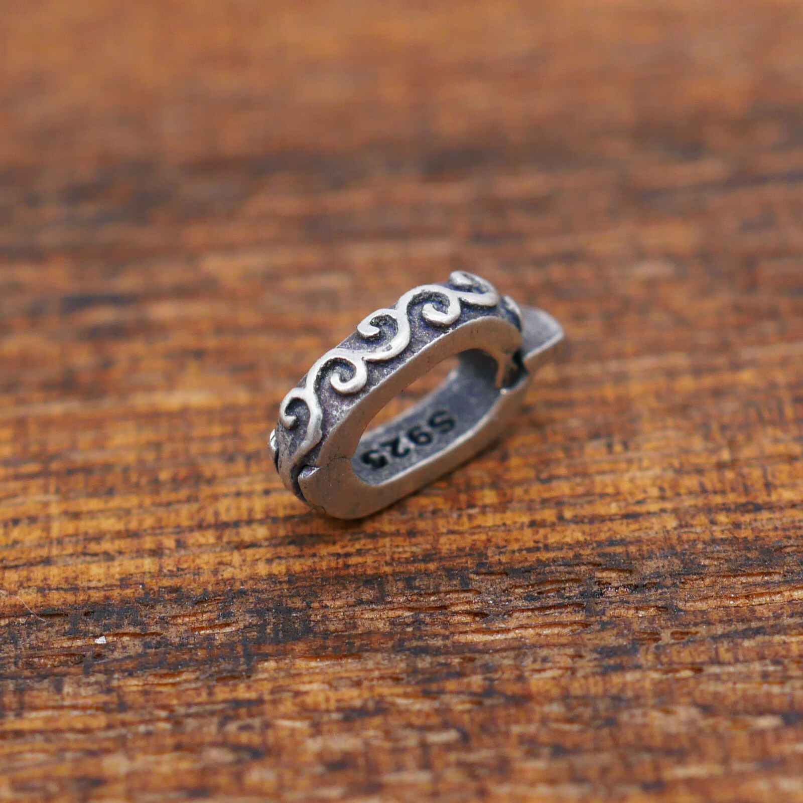 TINY Sterling Silver 925 Link Lock Oval Jump Ring Charm Pendant Connector A5159