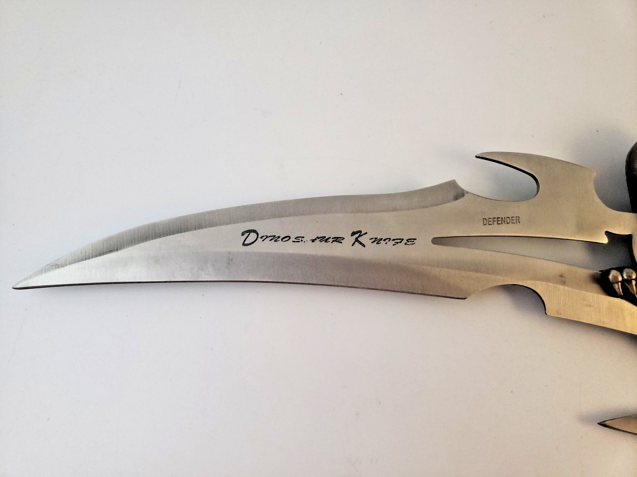 15” Dinosaur/Reptile Handled Fantasy Typhoon Hook Dagger