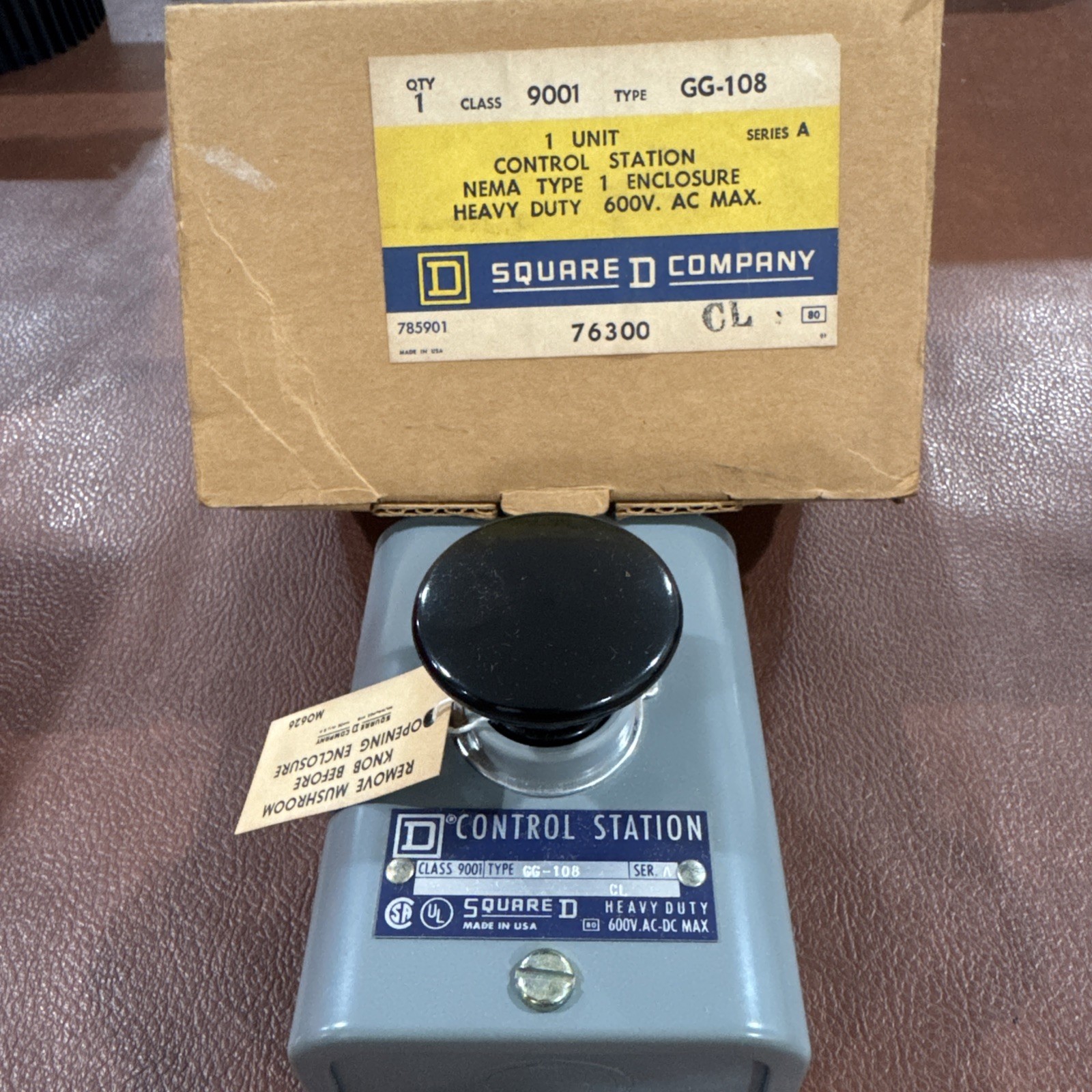 SQUARE D 1 UNIT HEAVY DUTY CONTROL STATION 9001 GG-108 76300 600V AC