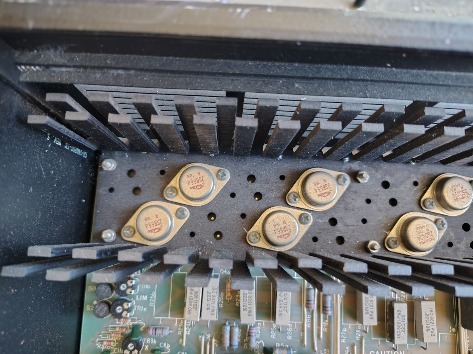 QSC Model 1200 2-Channel Power Amplifier