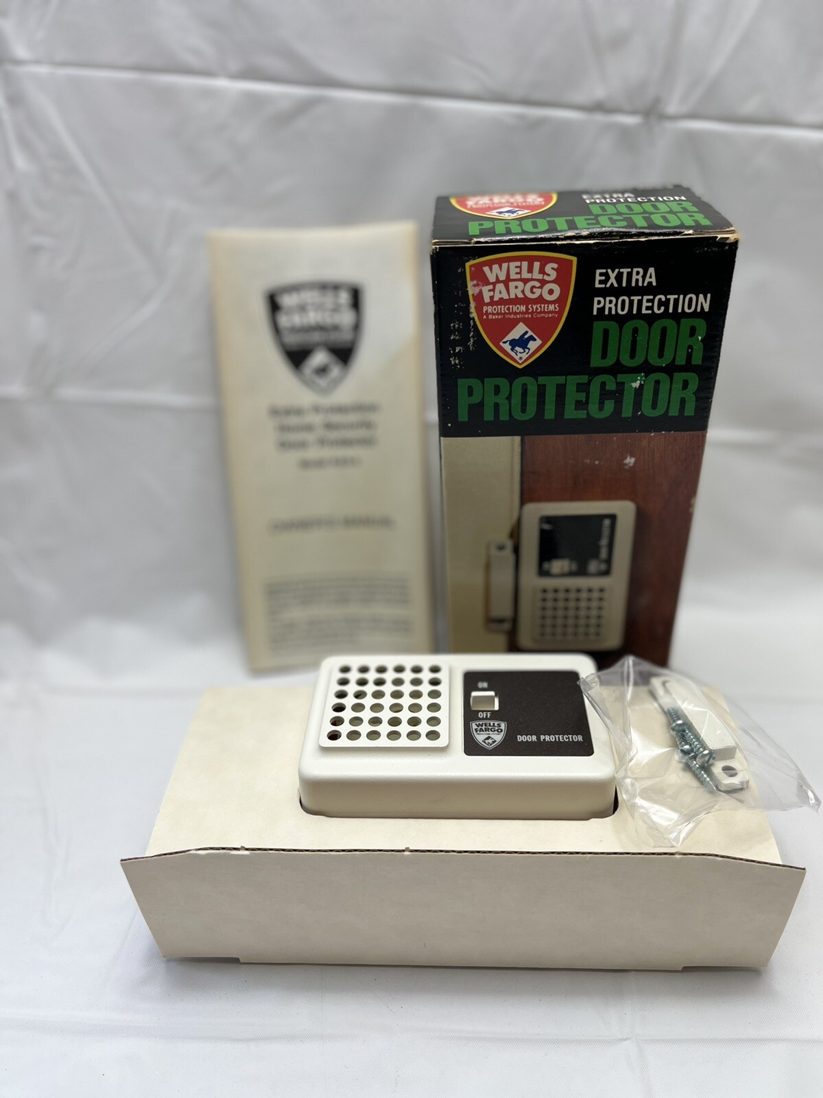 Vtg Wells Fargo Extra Protection Door Protector