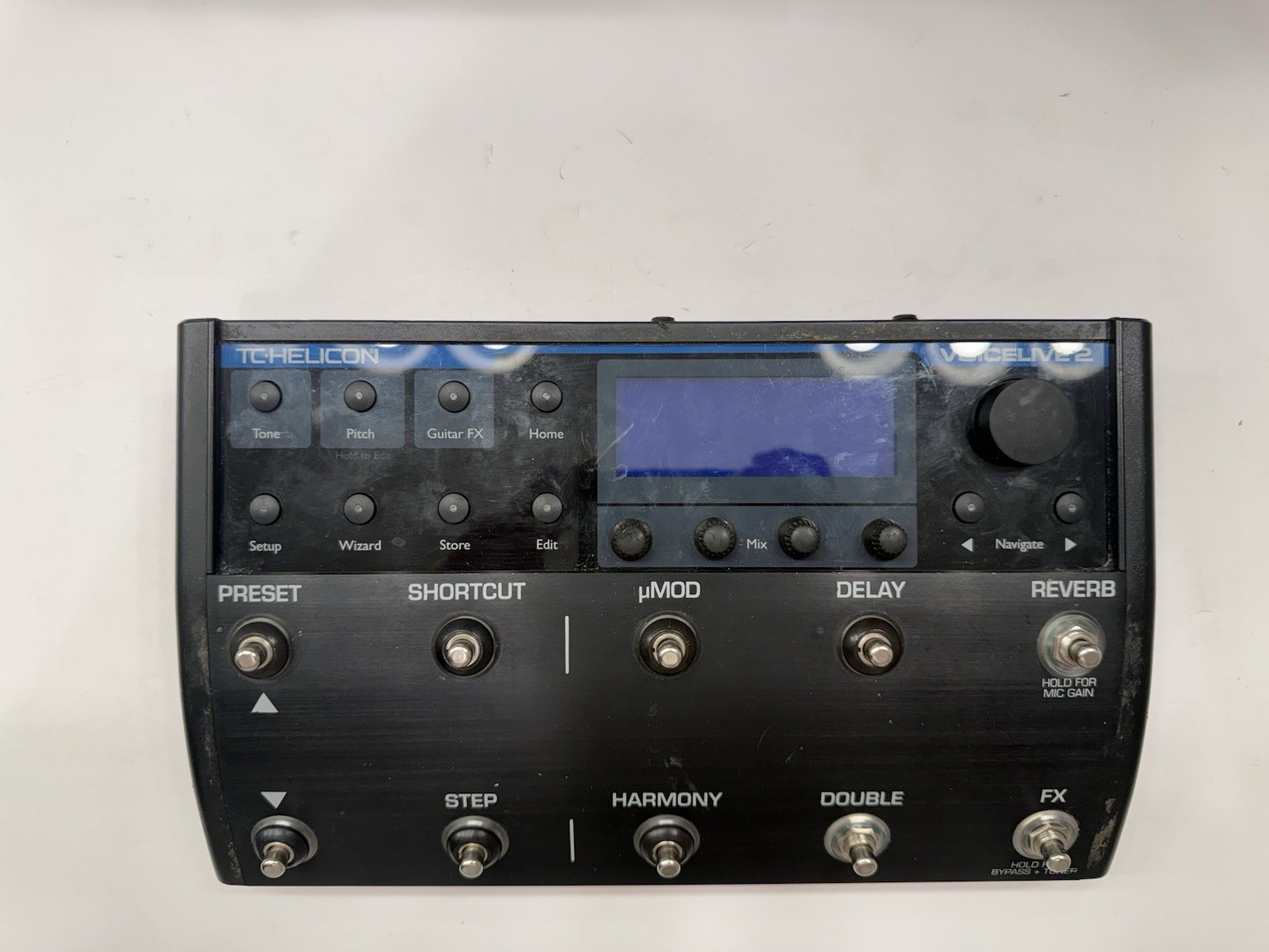 TC Helicon Voice Live 2 Vocal Multi Effects Processor Pedal + Power Supply