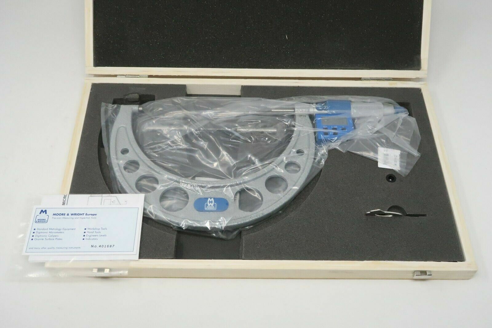 M&W Moore & Wright 150–175 mm / 6–7" Digital Outside Micrometer 210-03DDL