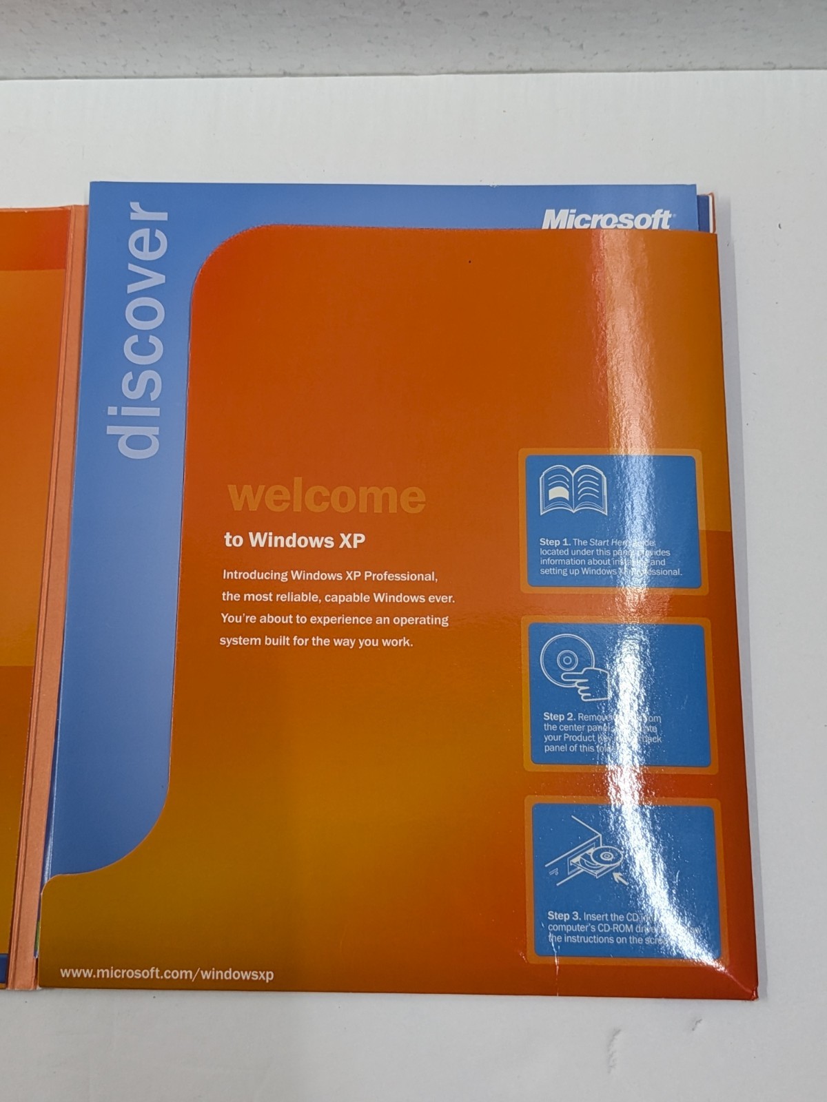 Microsoft Windows XP Professional Version 2002 Service Pack w/ Product Key
