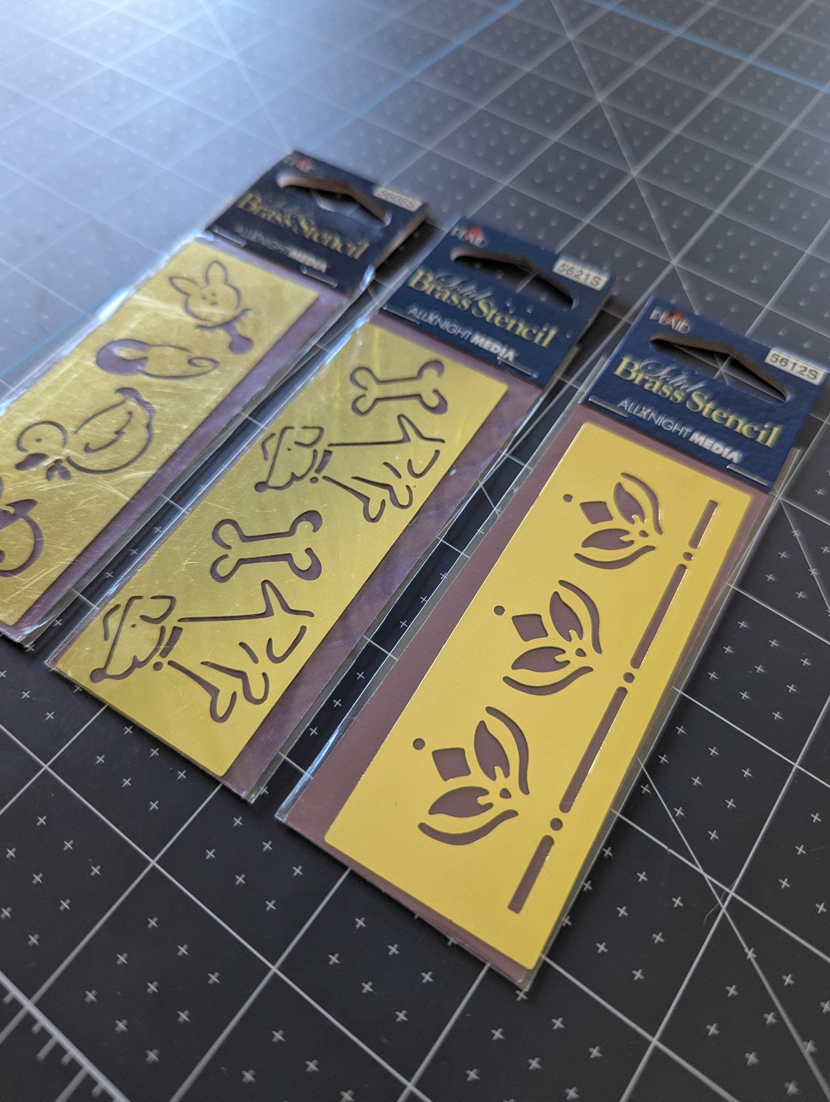 Plaid Embossing Stencils - Borders