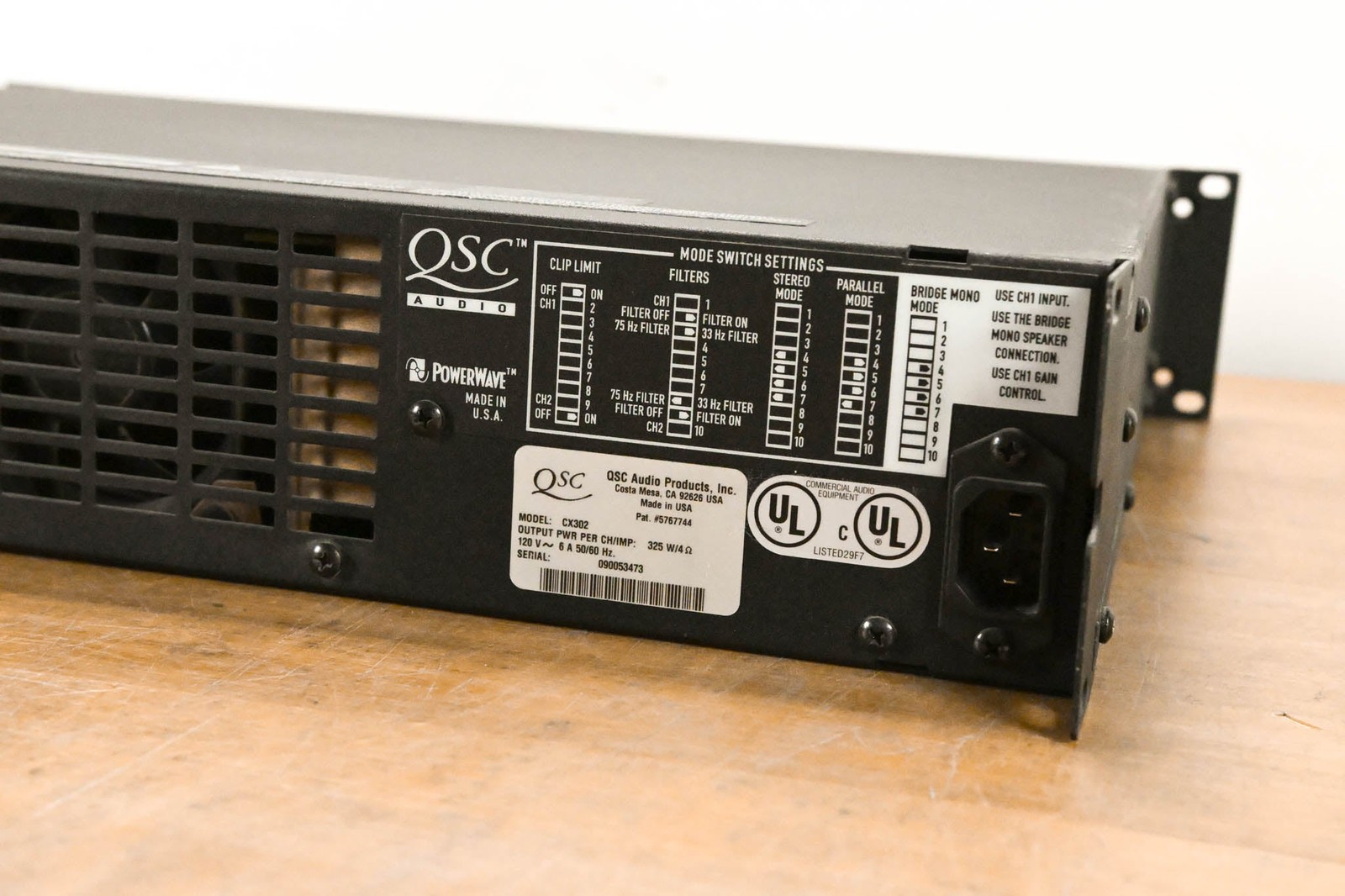 QSC CX302 2-Channel Power Amplifier CG0127J