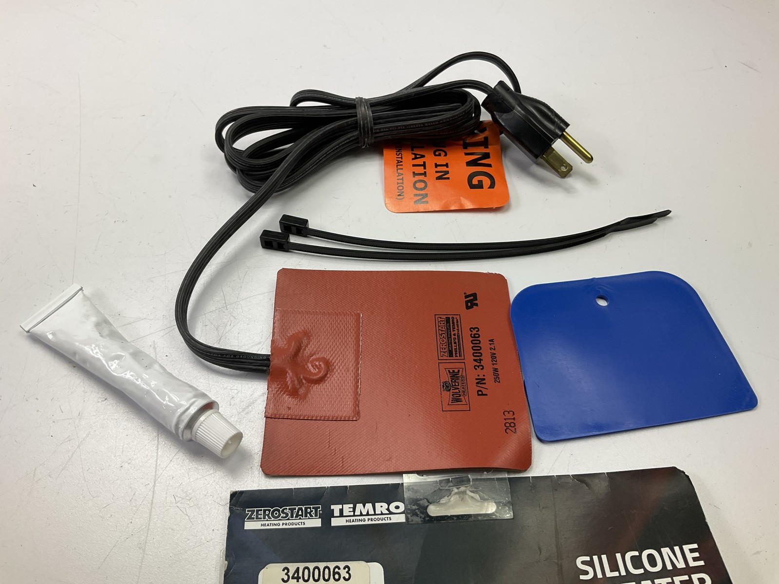 Zerostart 3400063 Silicone Pad Heater - 120 Volts 250 Watts,  4-1/2"x3-1/2"