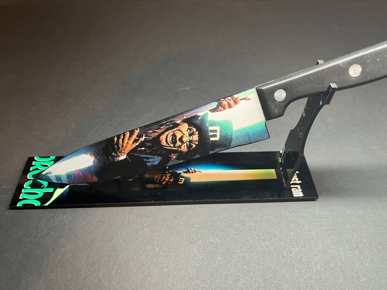Leprechaun Kitchen Knife With Sublimated Stand