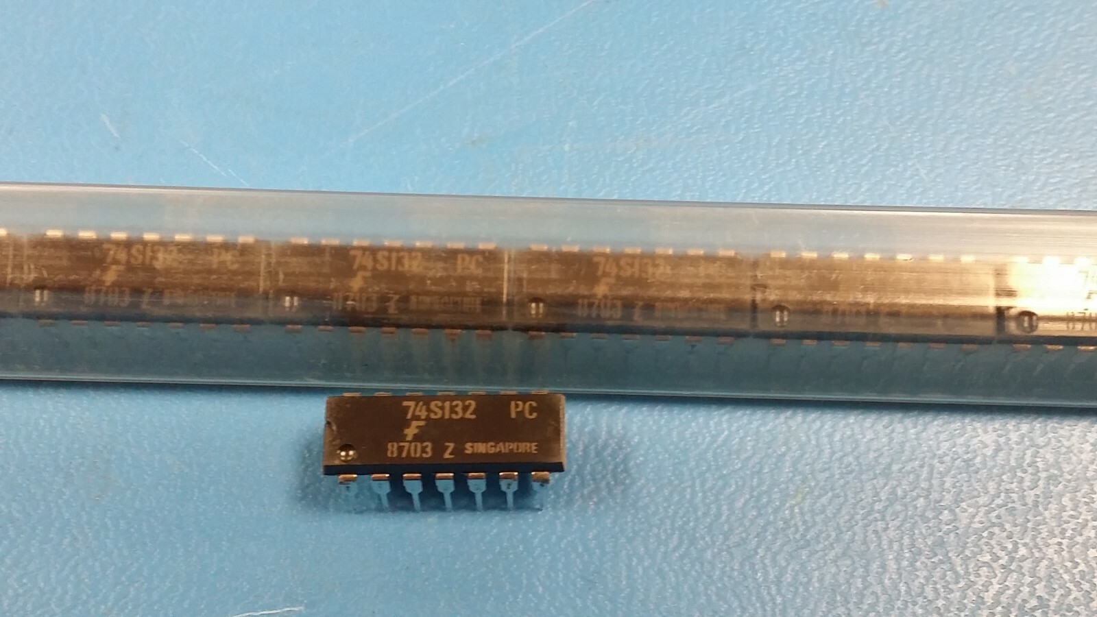 (5 PCS) 74S132PC FSC NAND Gate, TTL, PDIP14
