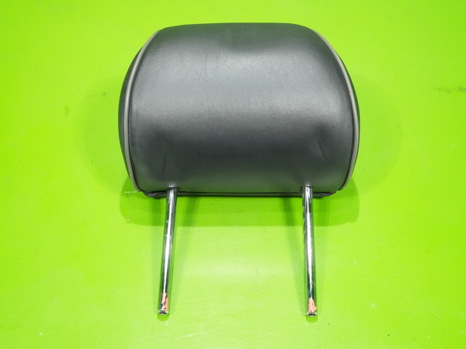 01-05 IS300 OEM front seat headrest left OR right black leather gray piping