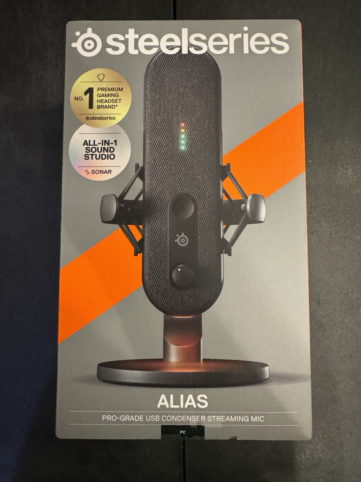 SteelSeries Alias USB Mic for PC 3X Bigger Capsule Gaming, Streaming Podcasting