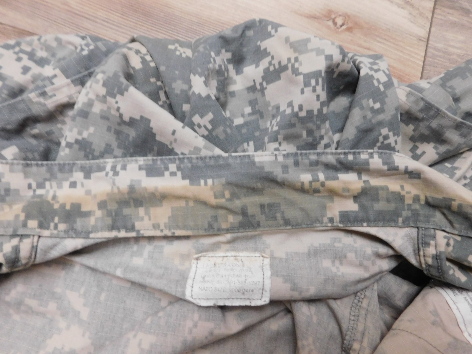 US ARMY ACU TOP COAT SIZE LARGE - X LONG