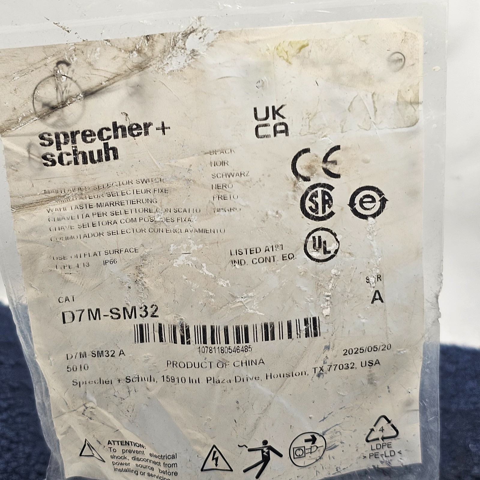 SPRECHER+SCHUH D7M-SM32: MAINTAINED SELECTOR SWITCH