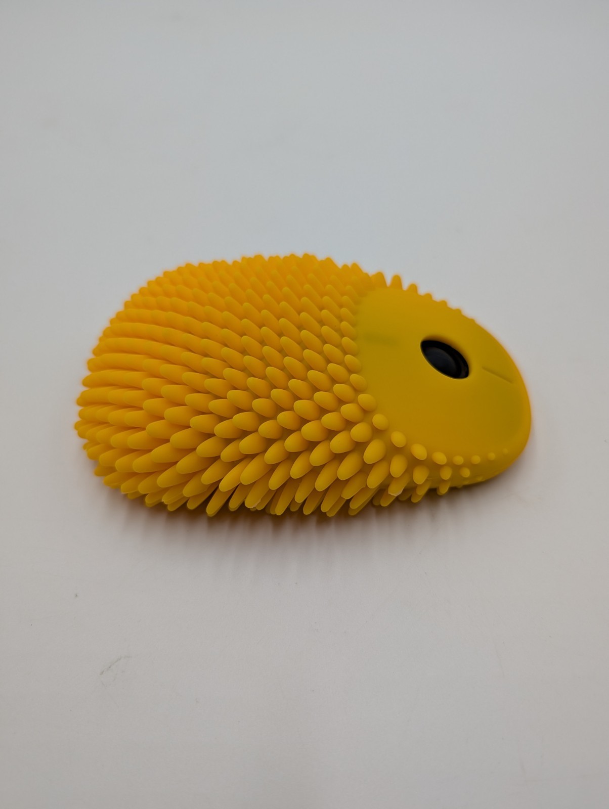 Sensory Fidget Mouse - Yellow Hedgehog Health Hoglet - Wireless 2.4G New in Box