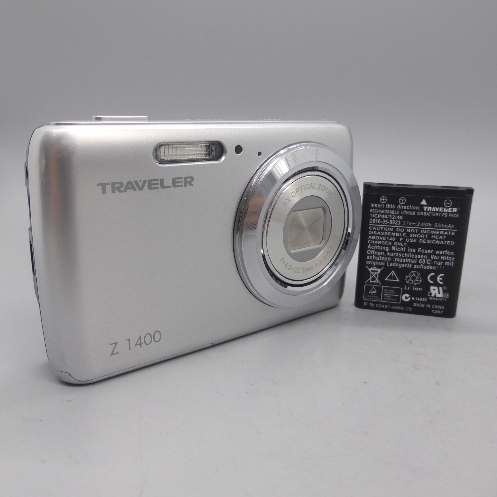 Traveler Digital Camera Z1400 14.0MP Silver Tested