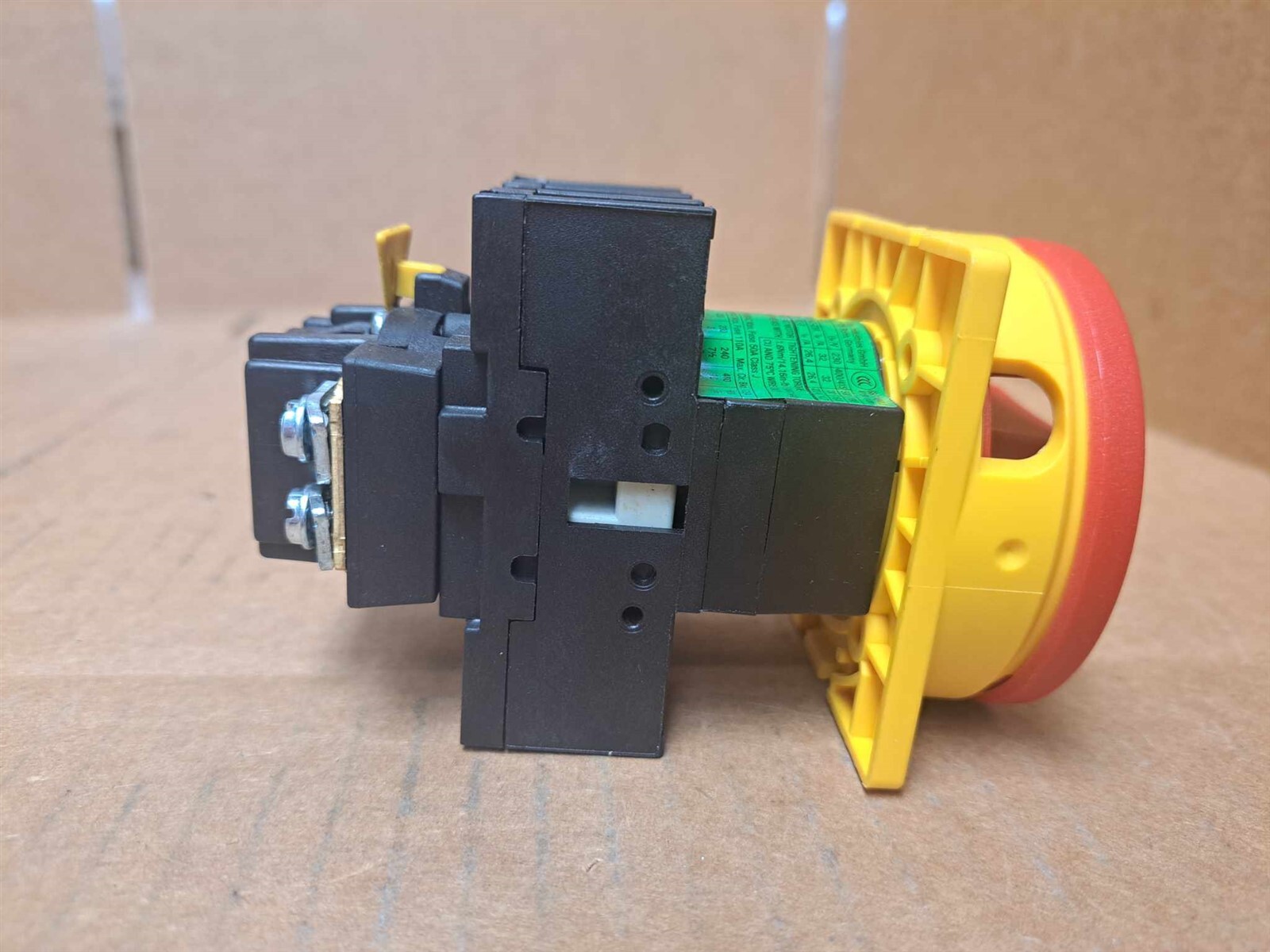 Eaton Rotary Disconnect Switch Part No. P1-32