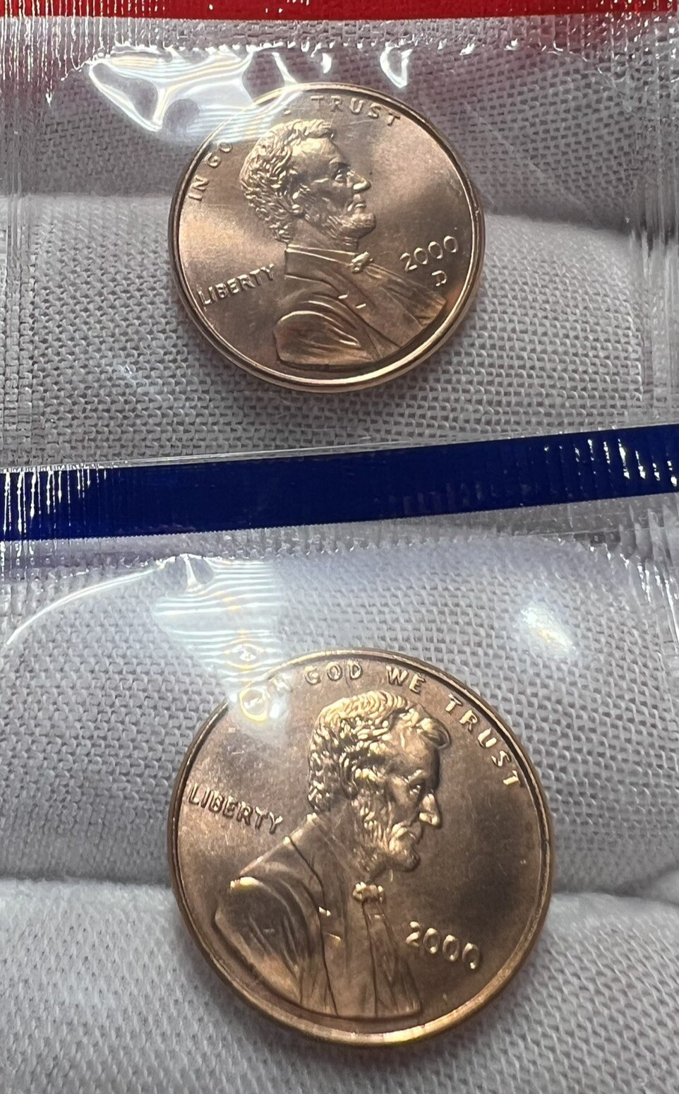 2000 P&D Lincoln Memorial Cents BU Mint Cello receive both coins pictured #3734
