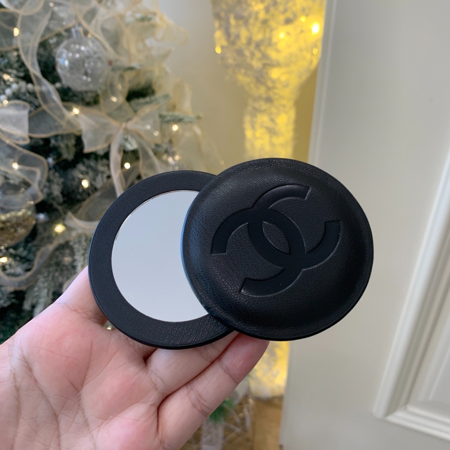 2026 New Novelty Mirror Rotating Mirror