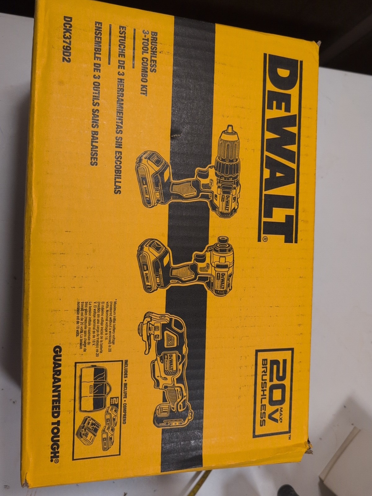 New - DEWALT 20V MAX Brushless Cordless 3 Tool Combo Kit DCK379D2