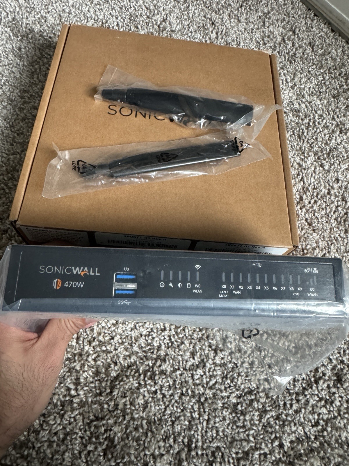 SonicWall TZ 470W Firewall (Wireless) – New Open Box – Complete w/ Antennas