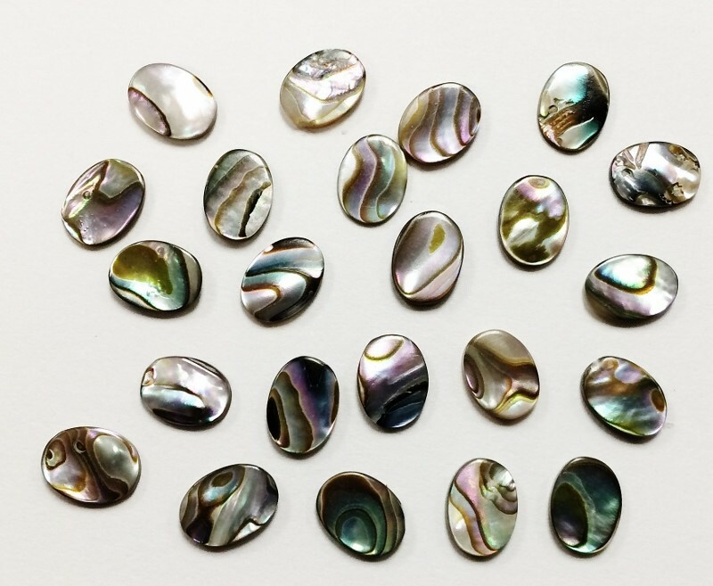 12 VINTAGE GENUINE ABALONE MOTHER OF PEARL PAUA SHELL 8x6mm. OVAL CABOCHONS 1253