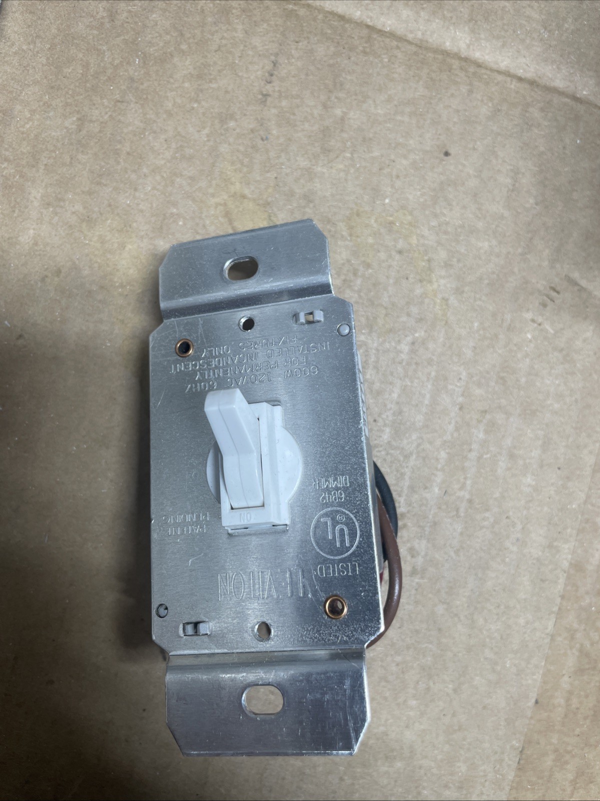 Leviton 6643-W WHITE 600W 120V Trimatron 3-Way Toggle Incandescent Dimmer