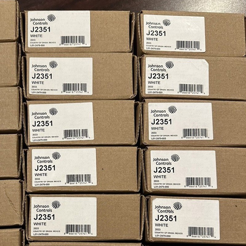 JOHNSON CONTROLS J2351 DETECTOR WITH BASE SMOKE DETECTOR